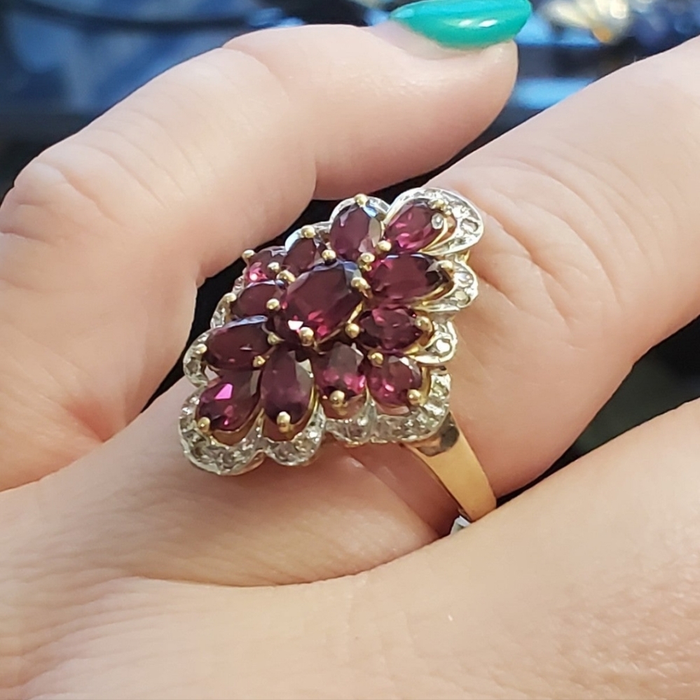 New. 10k rhodolite garnet & diamond ring size 7. Rhodolite garnets are amazing t - Picture 4 of 9